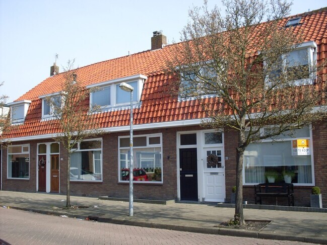 Tuindorp, Den Helder uit 1932
<br/>
www.ontdekdenhelder.com, datum onbekend